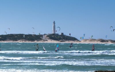 Tarifa : Le point chaud du windsurf en Andalousie, Espagne