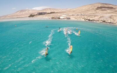 La magie du windsurf à Sotavento, Fuerteventura, Espagne