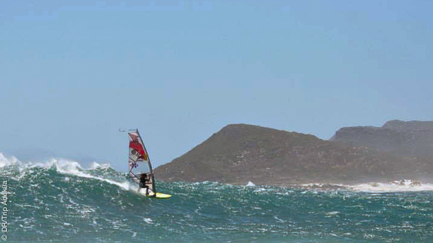The Pinnacles : L’expérience du windsurf à Port Elizabeth, Afrique du Sud